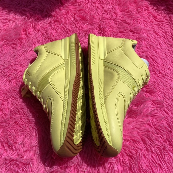 Everlane The Trainer in Lightning Green size 13 NWT - Picture 7 of 12